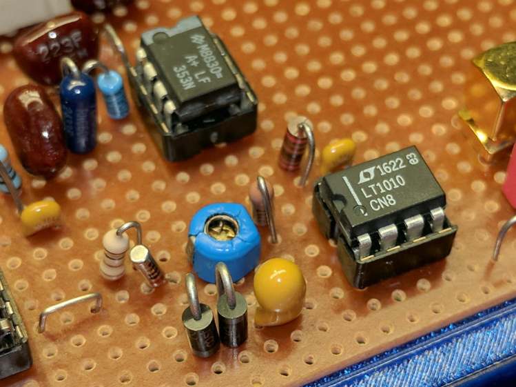 LF Crystal Tester - resonator protection