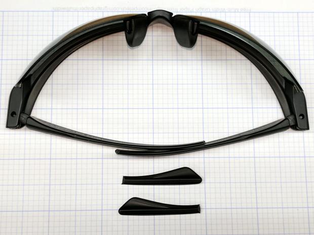 Sunglass earpiece trim