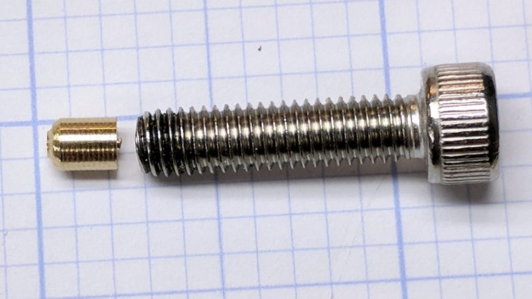 Tailstock slide lock screw