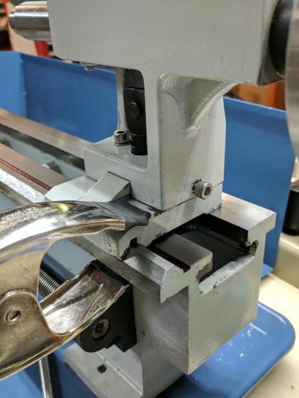 Tailstock - clamp for shimming