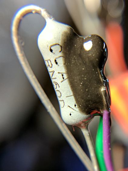 Simulated heater - thermistor bonding