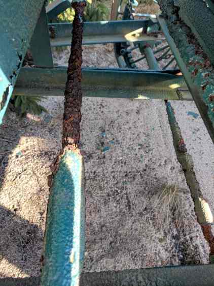Cranberry Harvester - shaft corrosion