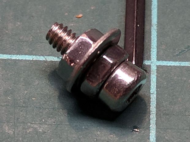 Wouxun KG-UV3D - APRS plug plate screw