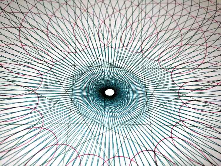 Spirograph - liquid ink - ceramic tip - center detail