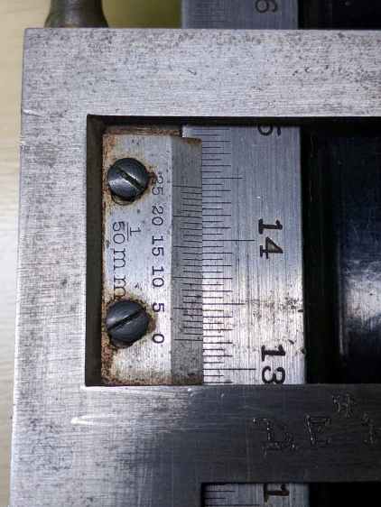 Vernier Height Gage - 132.20 mm