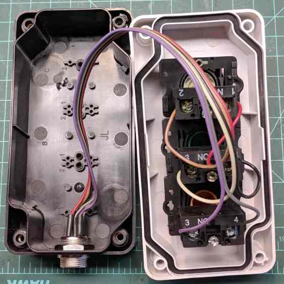 MPCNC - E-Stop switch box - interior