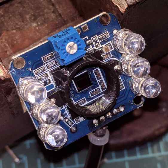 USB Camera - inside - brightness pot