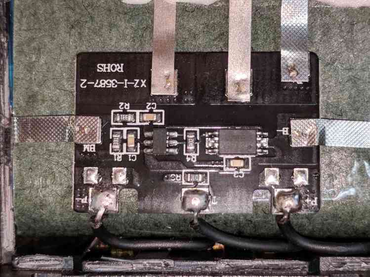 Baofeng BL-5 battery pack - protection PCB
