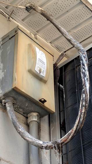 Rotted power cable