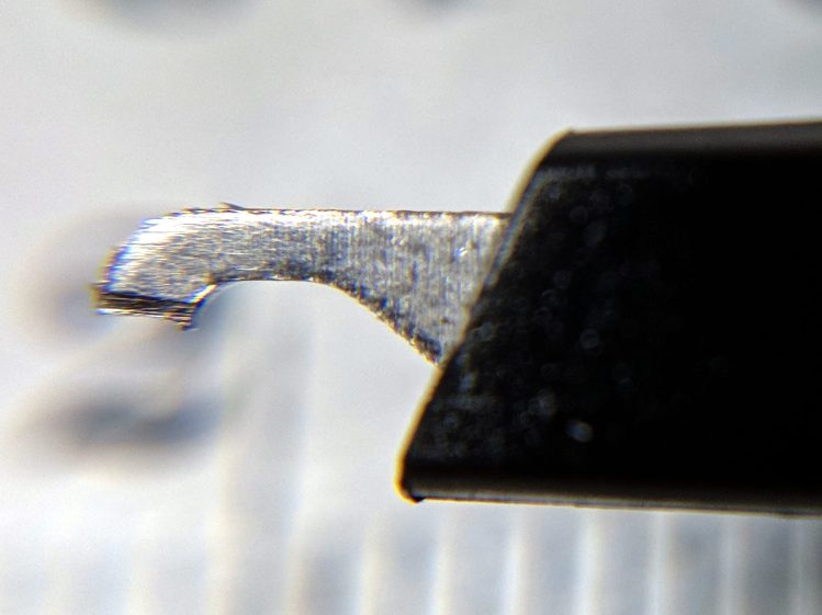 Siglent scope probe - mis-cut tip