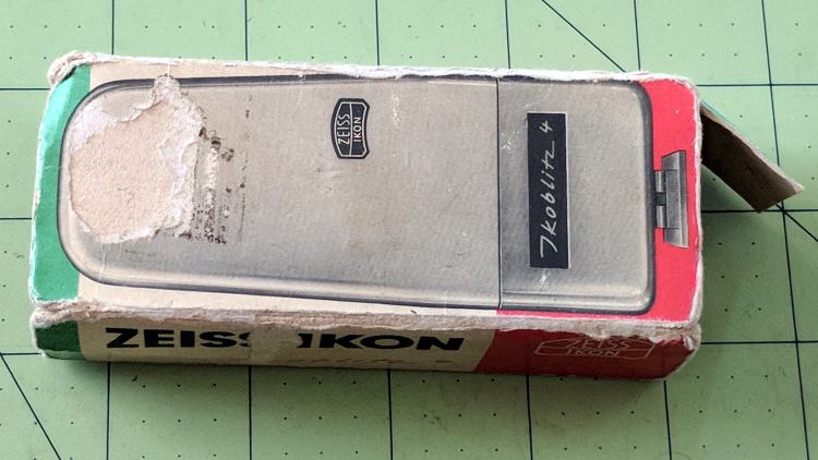 Zeiss Ikon Ikoblitz 4 - box