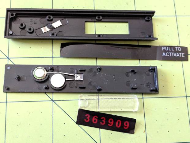 TCU 100 - Auto-VIN Gauge - components