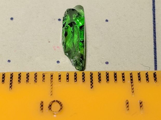 Primo Comet gash - chip edge view