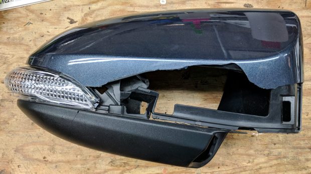 Car mirror - shattered housing