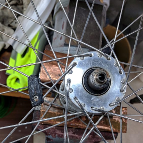 Tour Easy Front Spoke Pattern