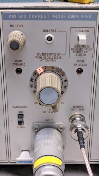 Tek AM503 front panel