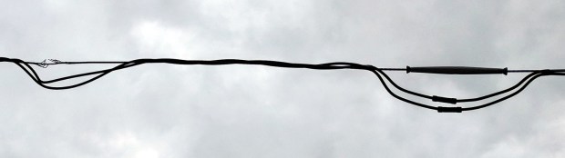 Damaged neutral and splice - over Redondo near pole 62859