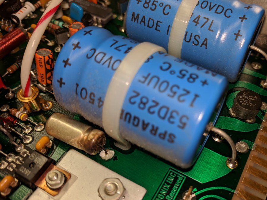 Tek AM503 - corroded capacitor