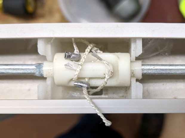 Miniblind roller - intact