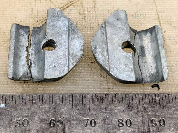 Magnifying Lamp Pivot - broken parts