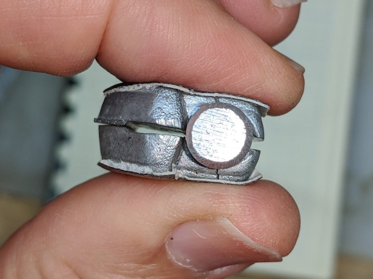 Magnifying Lamp Pivot - hole sizing