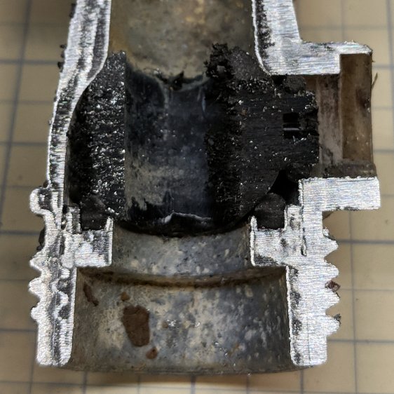 Garden Y Valve - thread detail