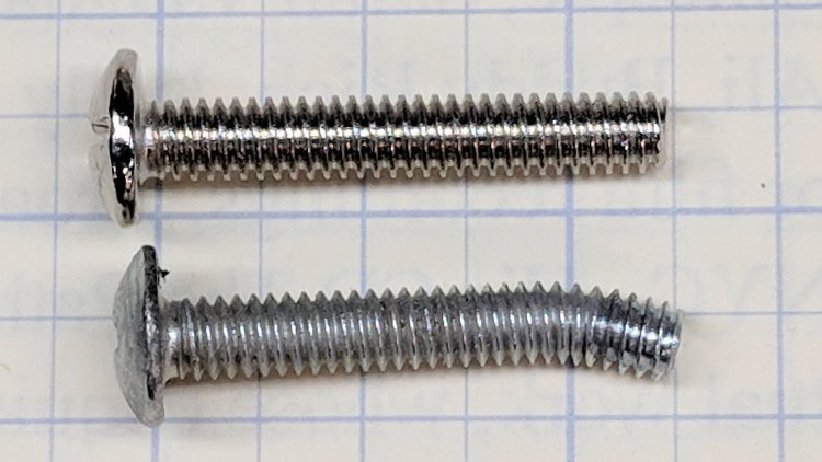 Bathroom knob - bent screw