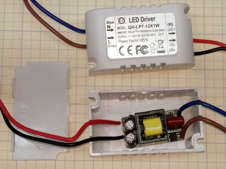 Halogen Desk Lamp - 10 W LED driver innards