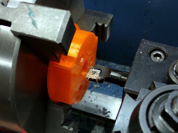 DW660 drag knife holder - boring body