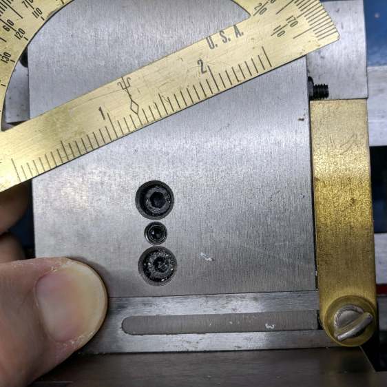 Crevice tool adapter - compound angle