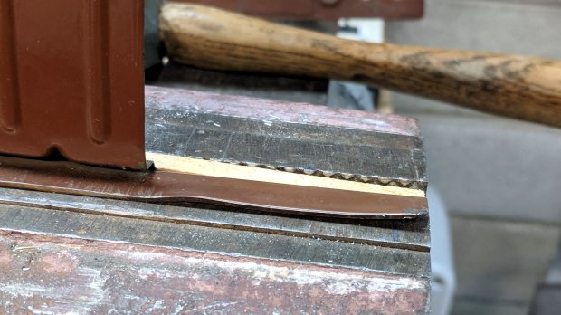 Bird feeder - warped rail