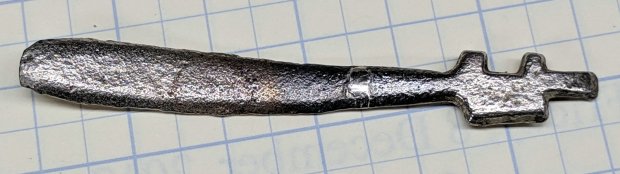 Toy lid lifter - bottom