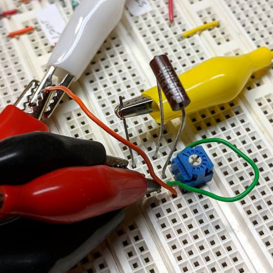 2N7000 MOSFET Id cal