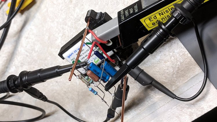 Astable - NP-BX1 base - current probe