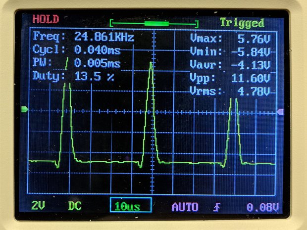 DSO150 - pulse 25 kHz 10 us-div