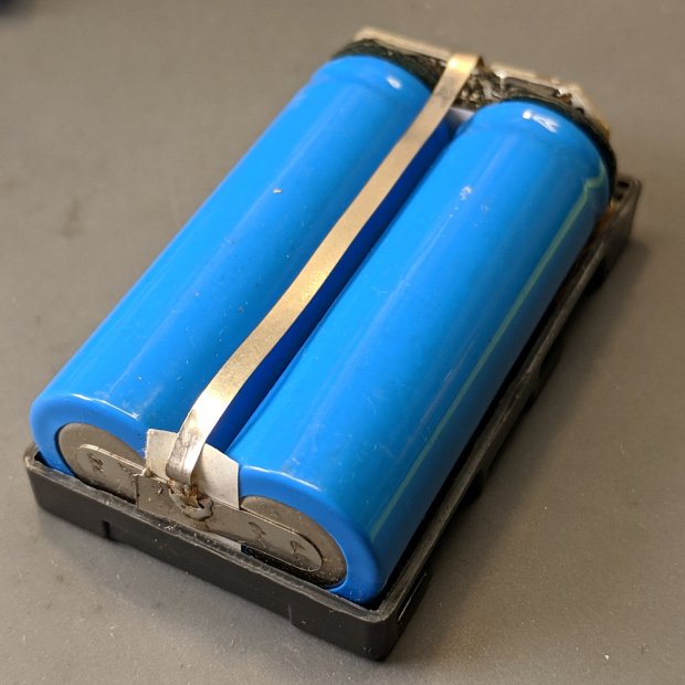 NP-FS11 battery rebuld - negative terminals