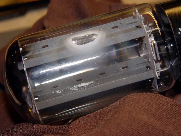 Failed WS2812 - 5U4GB getter oxidation