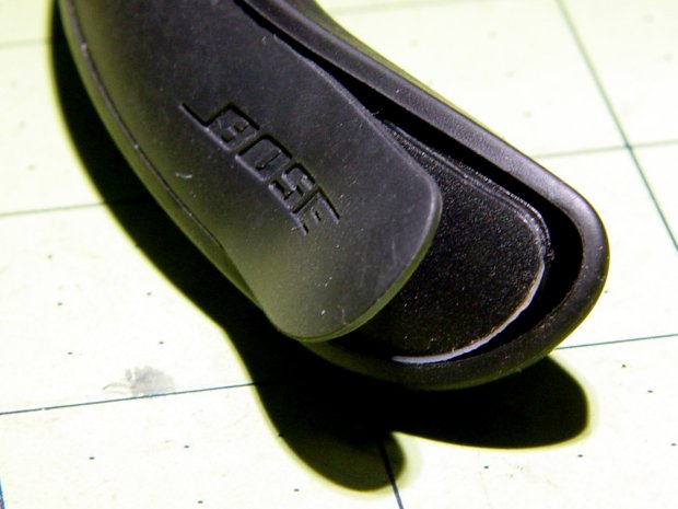 Bose Hearphones - detached band cover