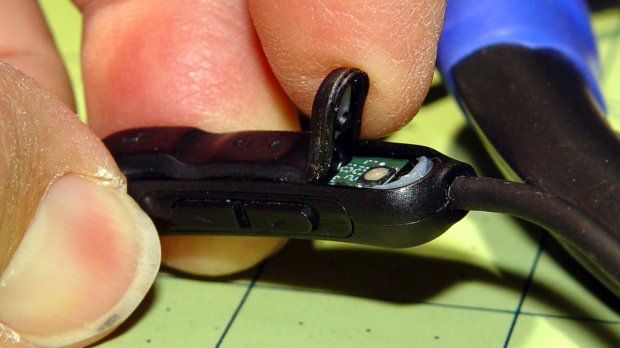 Bose Hearphones - failed control cover