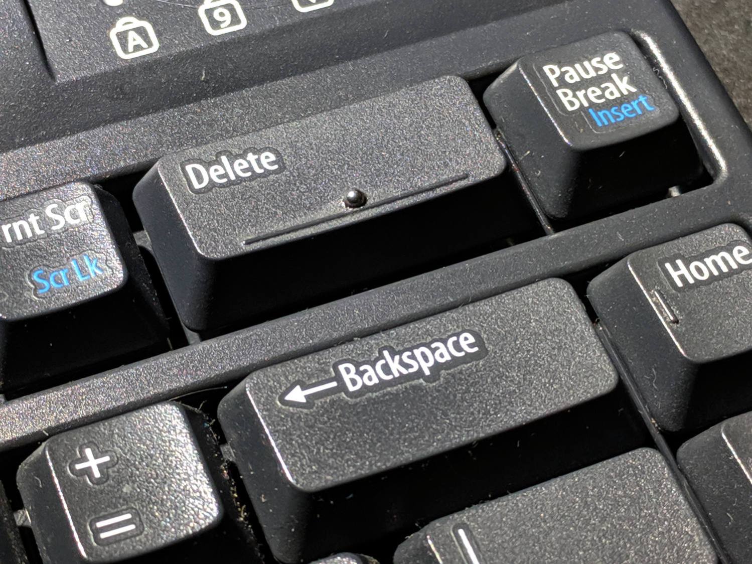 Kinesis keyboard - 2 mm bearing - Delete key