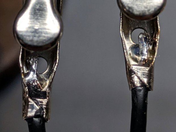 Black Dual Alligator - soldered