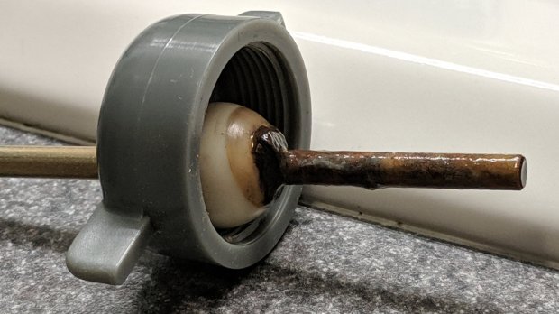 Bathroom drain lever - 2019-08-03