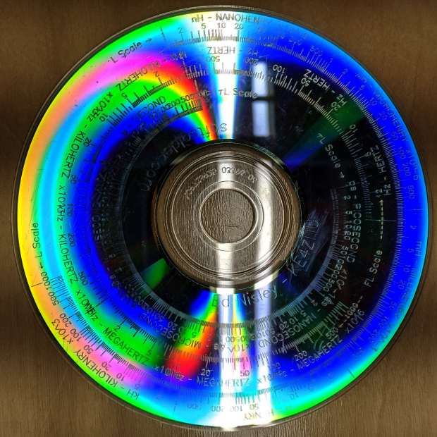 Tek CC on CD - bottom - unscaled text