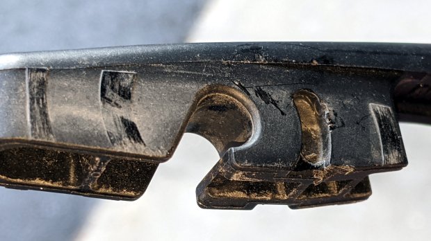 Subaru Forester - rear wiper blade mount