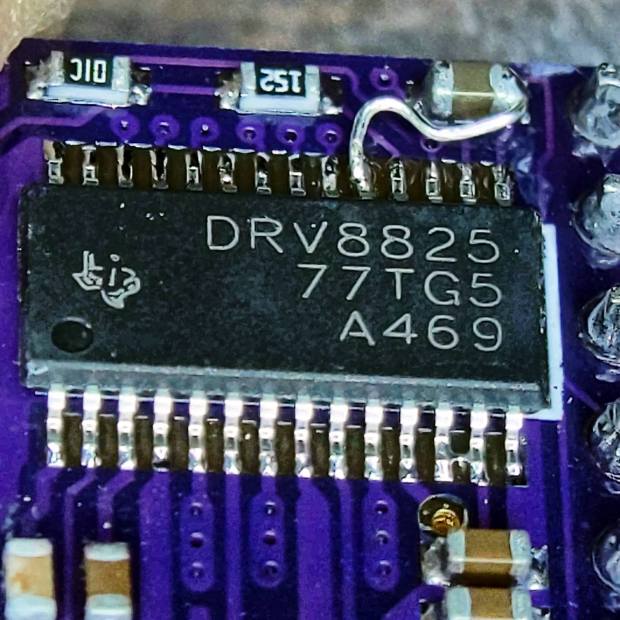 DRV8825 PCB - Fast Decay Mode wire