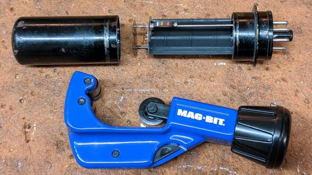 Dual rectifier tube 5T4 - metal case opened