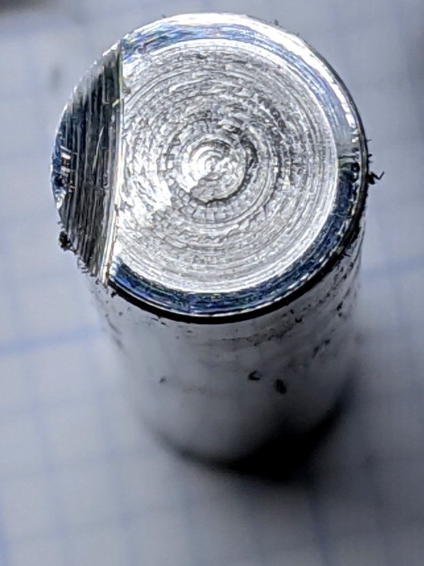 Hardened shaft facing - abrasive step