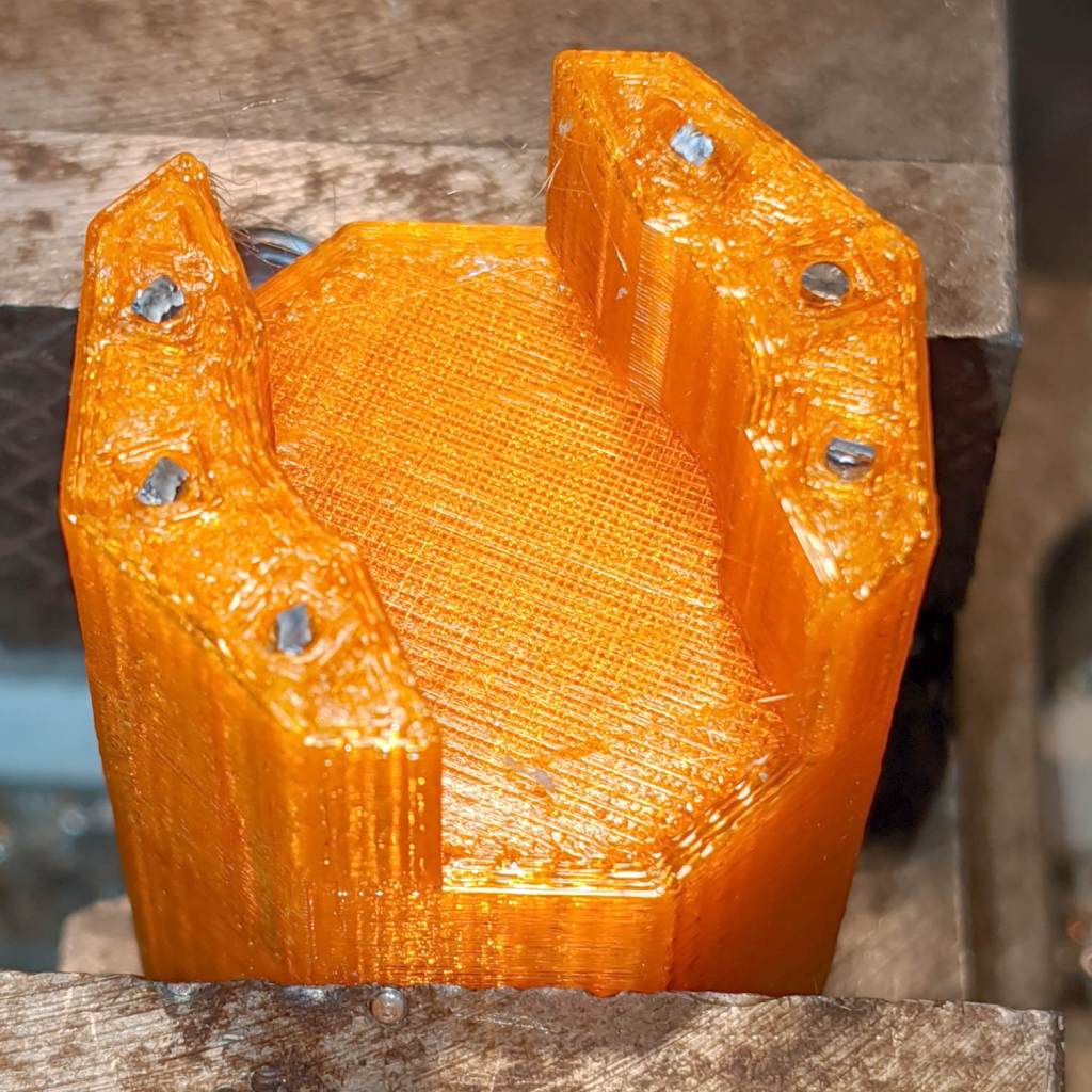 Garden Hose Valve Wrench:&nbsp;Reinforced