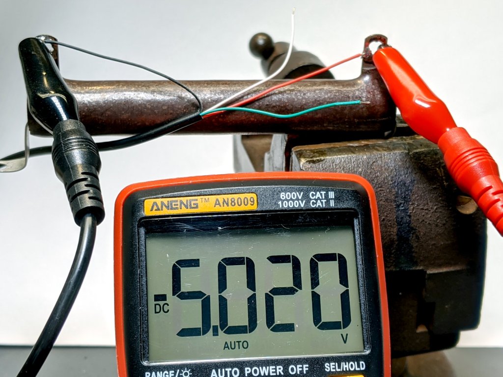 USB Wire Color Code: Grand Prize Blooper