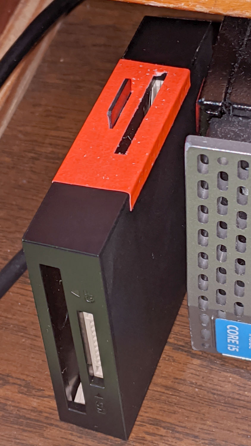 USB Media Card Reader: Contrast&nbsp;Improvement